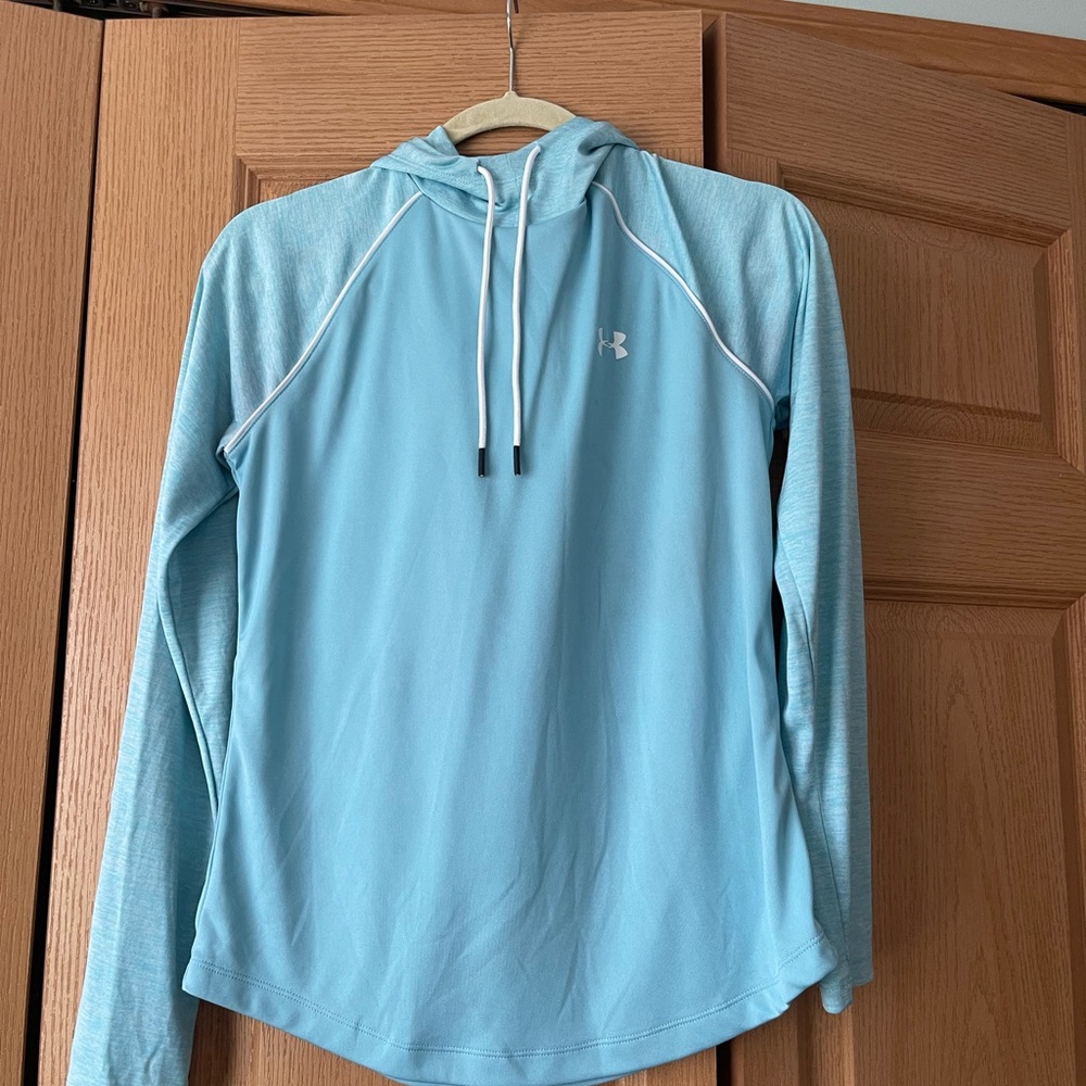 Blue under Armour long sleeve hoodie